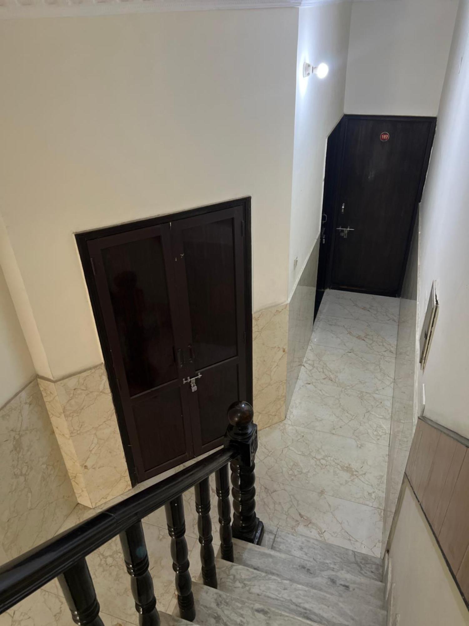 Raja Guest House -- Jalandhar Railway Station -- For Family, Couples, Travellers Εξωτερικό φωτογραφία